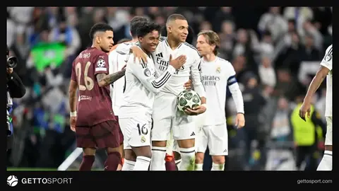 Fenerbahçe formasıyla düşünceli bir futbol yöneticisi ve Real Madrid'li Endrick fotoğrafı