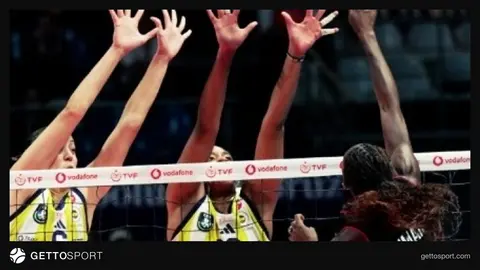 Fenerbahçe Medicana oyuncuları maçta sevinç yaşarken