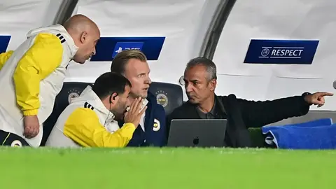 Fenerbahçe formasıyla düşünceli duran Ognjen Mimovic