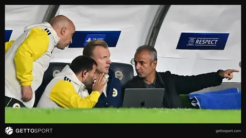 Fenerbahçe formasıyla düşünceli duran Ognjen Mimovic