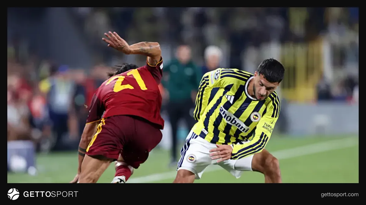 Fenerbahçe teknik direktörü İsmail Kartal ve oyuncuların antrenmanda görüntüsü