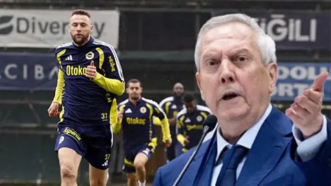 Fenerbahçe antrenmanında Dirk Kuyt ve oyuncular