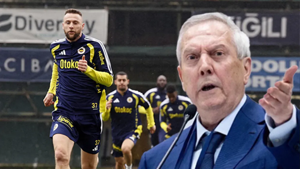 Fenerbahçe antrenmanında Dirk Kuyt ve oyuncular
