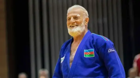Fərhad Rəcəbli medal ilə Portimão turnirində
