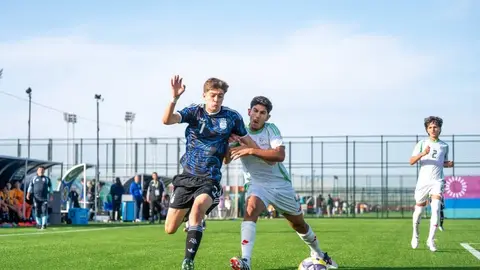 FIFA U-15 dünya çempionatında Bakıda keçirilən matç zamanı meydançadan ümumi görüntü