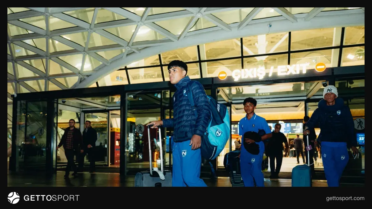 Nikaraqua U-15 komandasının Heydər Əliyev hava limanında qarşılanması