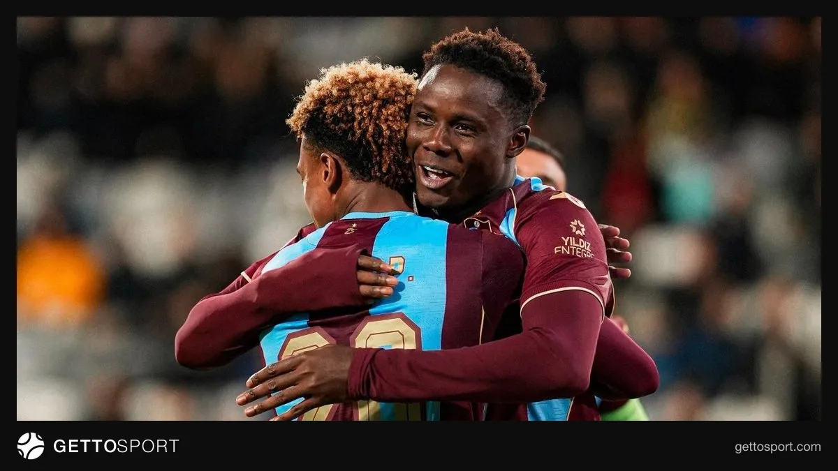 Franculino Dju gol sevinciyle Trabzonspor formasıyla