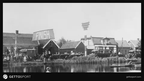 1900 Paris Olimpiadasında Brandt və Kleyn ilə sükançı fotoşəkili