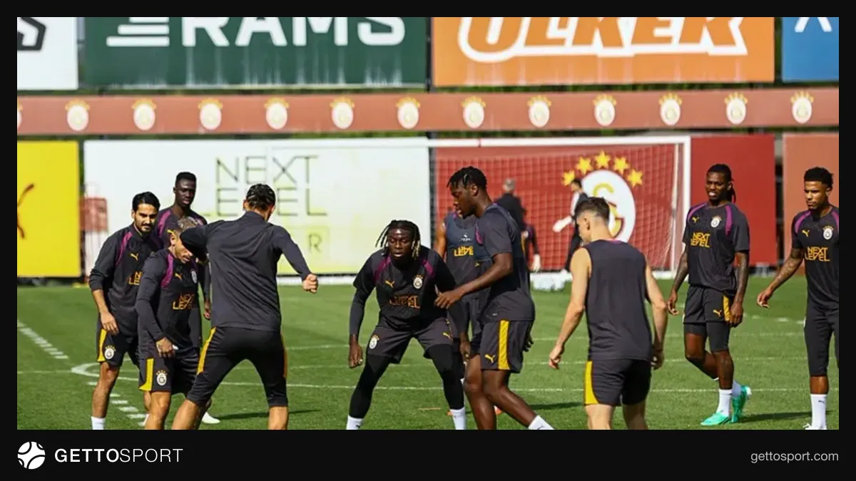 Galatasaray formaları ve satış reyonu