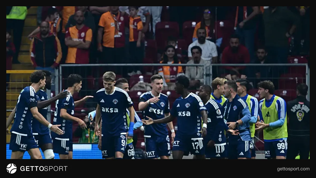 Galatasaray-Kasımpaşa maçından stadyum genel görünümü