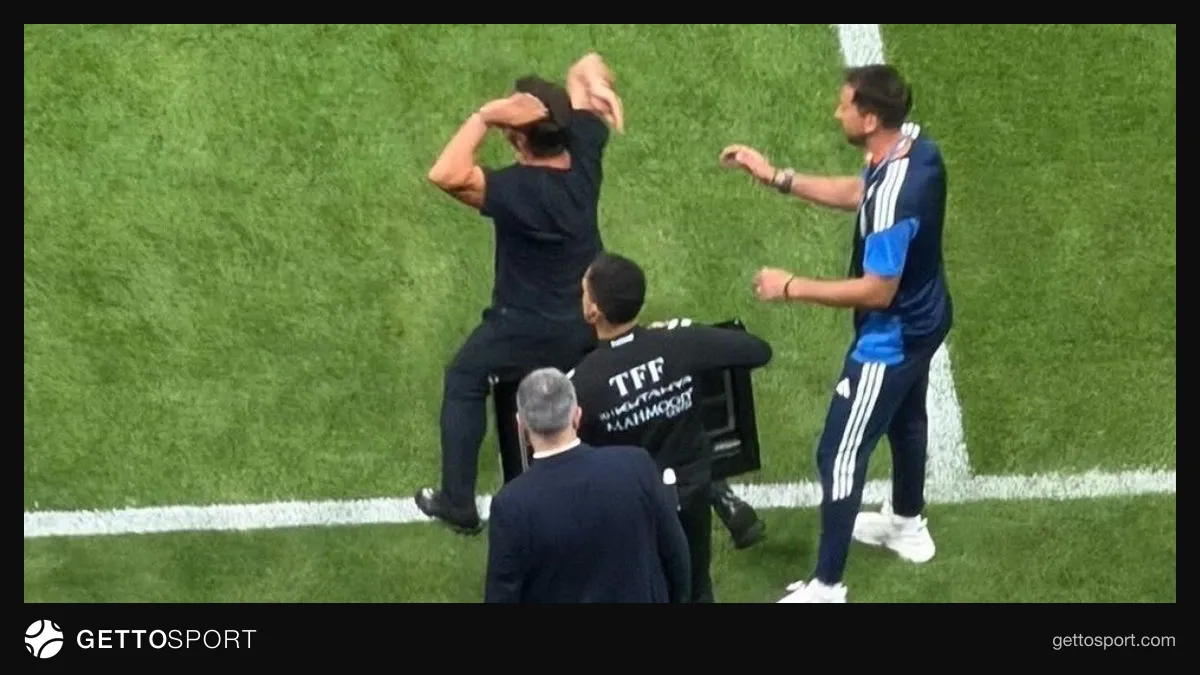 Maç sırasında saha kenarında sinirli görünen Emre Belözoğlu