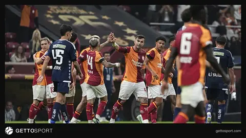 Galatasaray oyuncuları RAMS Park'ta sevinç yaşarken