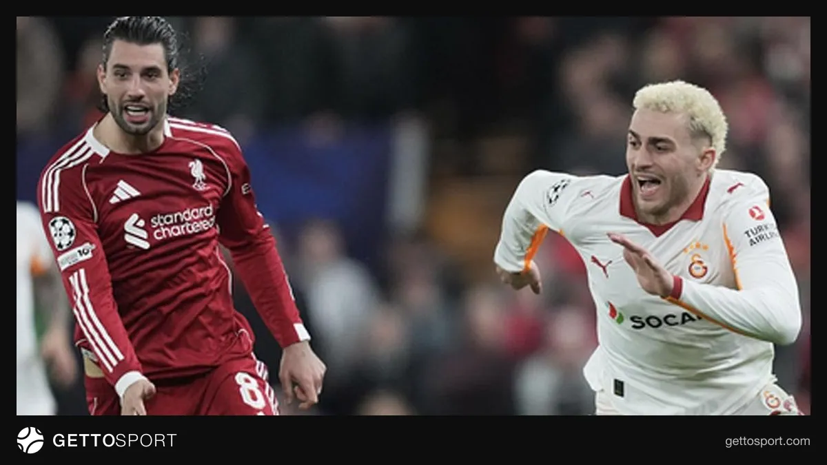 Galatasaray oyuncuları maçta üzgün görüntü sergilerken