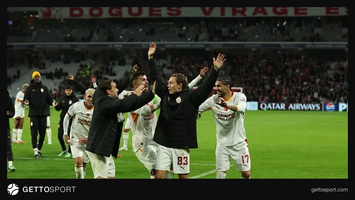 Pierre-Mauroy Stadı önünde güvenlik güçleri ve boş sokaklar