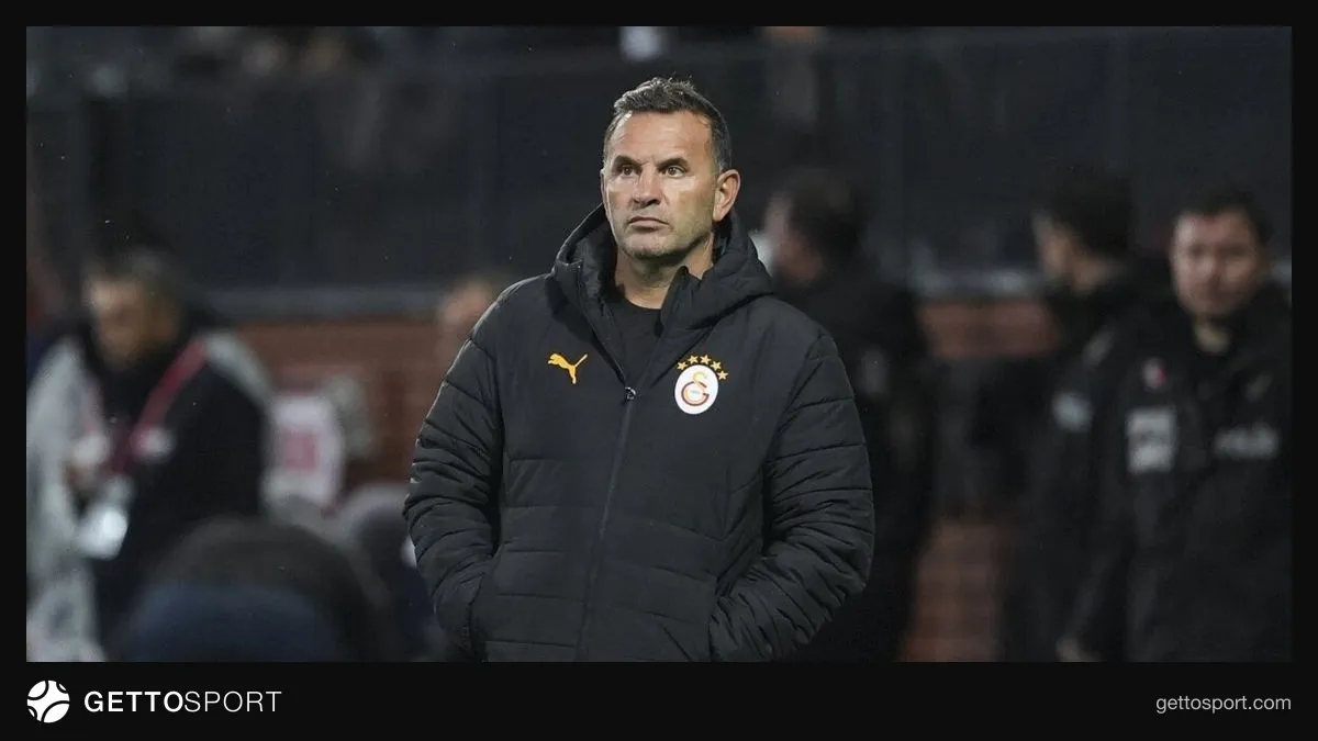 Galatasaray oyuncuları maç öncesi ısınma sırasında