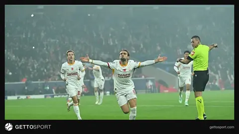 Galatasaray oyuncuları Lille deplasmanında sevinç yaşarken