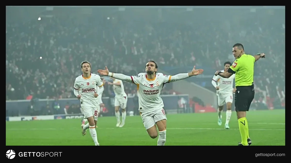Galatasaray oyuncuları Lille deplasmanında sevinç yaşarken