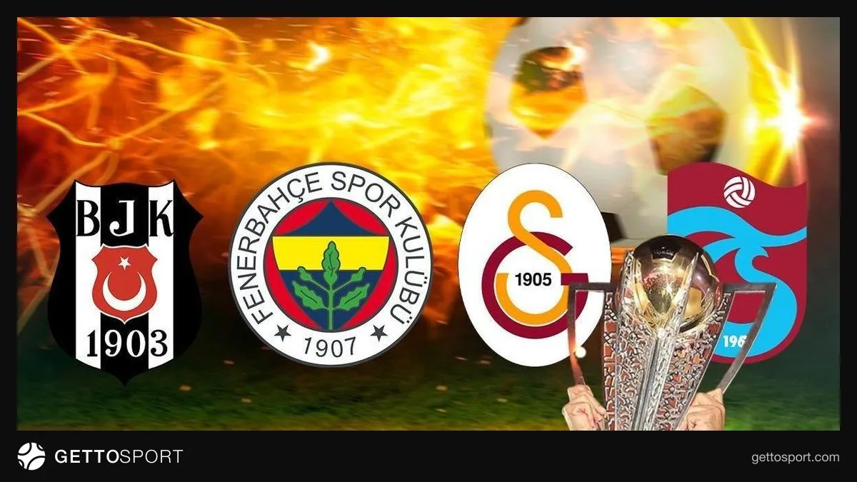 Galatasaray futbolcuları şampiyonluk kutlaması yaparken stadyum görüntüsü