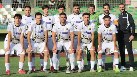 Gaziantep Karşıyaka Spor futbolcuları gol sevinci yaşarken