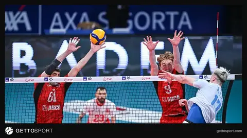 Gebze Belediyespor oyuncuları sevinç yaşarken takım fotoğrafı