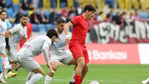 Gençlerbirliği oyuncuları golleri kutluyor, Eryaman Stadı