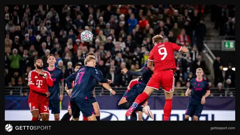 Harry Kane Bayern formasında qol sevincində