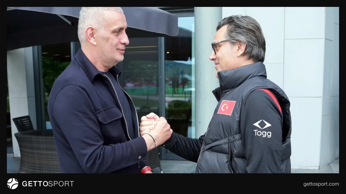 TFF binası önünde basın bildirisi veren İbrahim Hacıosmanoğlu