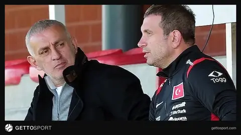 TFF Riva binası önünde boş başkan koltuğu ve TFF logosu