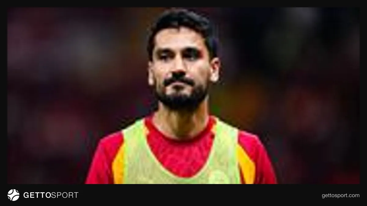 İlkay Gündoğan antrenmanda takım formasıyla