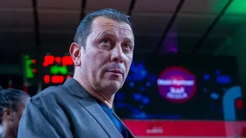 İoannis Diamantakos müsahibədə danışarkən
