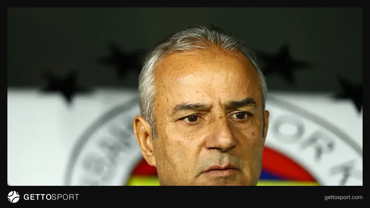 İsmail Kartal basın toplantısında konuşurken