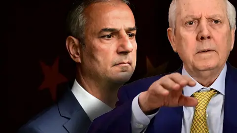 İsmail Kartal maçta düşünceli şekilde kenarda oturuyor