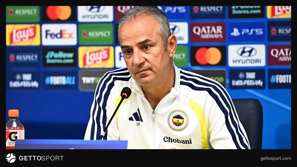 İsmail Kartal basın toplantısında konuşurken