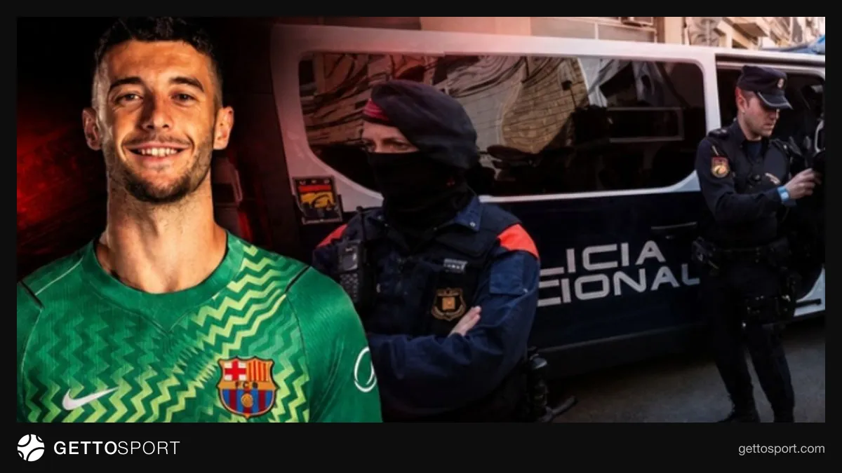 Barcelona kalecisi Joan Garcia'nın evinin önünde polis araçları