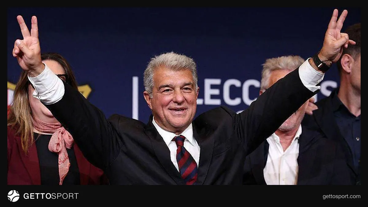 Joan Laporta mətbuata açıqlama verir