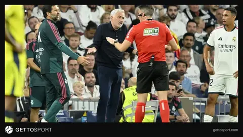Jose Mourinho basın odasında ayrılmış boş mikrofonlar ve Real Madrid oyuncuları