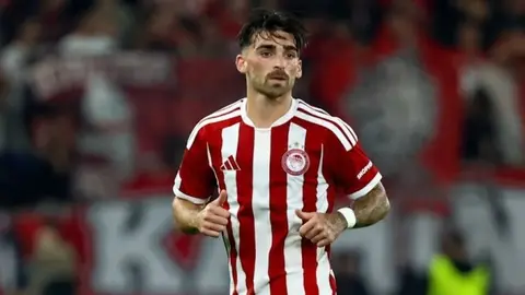 Jota Silva gol sevinci Olympiakos formasıyla