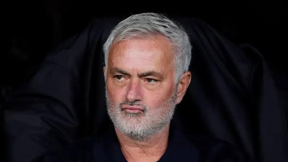 Joze Mourinyo matçdan sonra mətbuat konfransında danışır