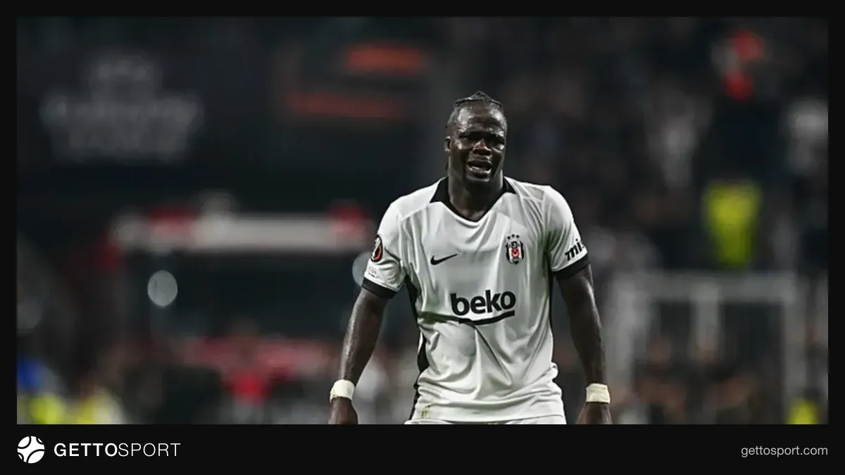 Beşiktaş formasıyla Junior Olaitan top kontrollü görüntüsü