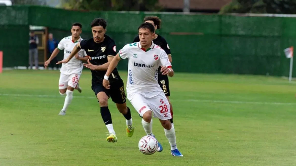 Karşıyaka futbolcuları Boluspor deplasmanında sevinç yaşarken