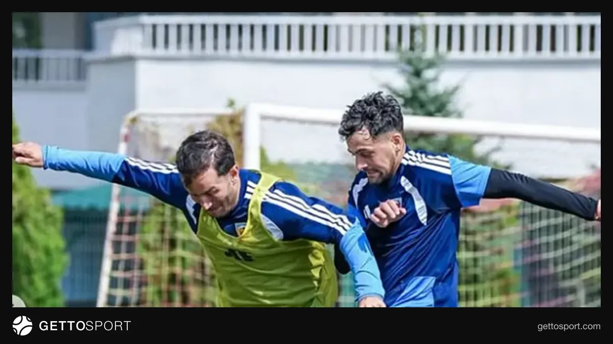 Kayserispor oyuncuları Recep Mamur Tesisleri'nde antrenmanda