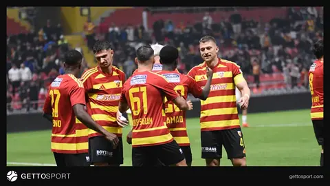 Murat Cem Akpınar gol sevinci Kayseri'de