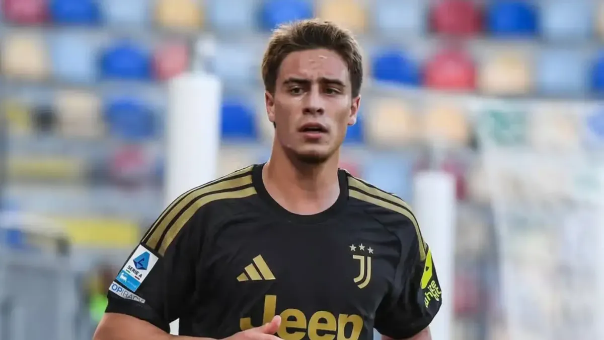 Kenan Yıldız Juventus formasında meydanda