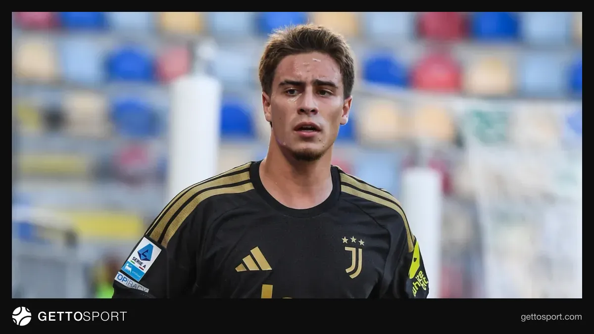 Kenan Yıldız Juventus forması ilə meydanda