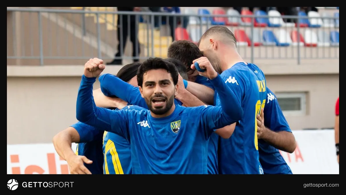 Kəpəz futbol komandası oyun zamanı və ya məşqdə