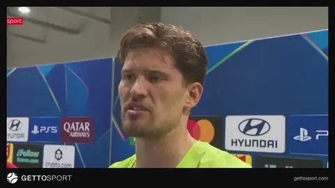 Qreqor Kobel qapıda müdafiə edir, Borussia Dortmund forması