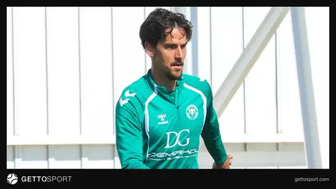 Konyaspor futbolcuları Murat Kurum Tesisleri'nde antrenman yaparken