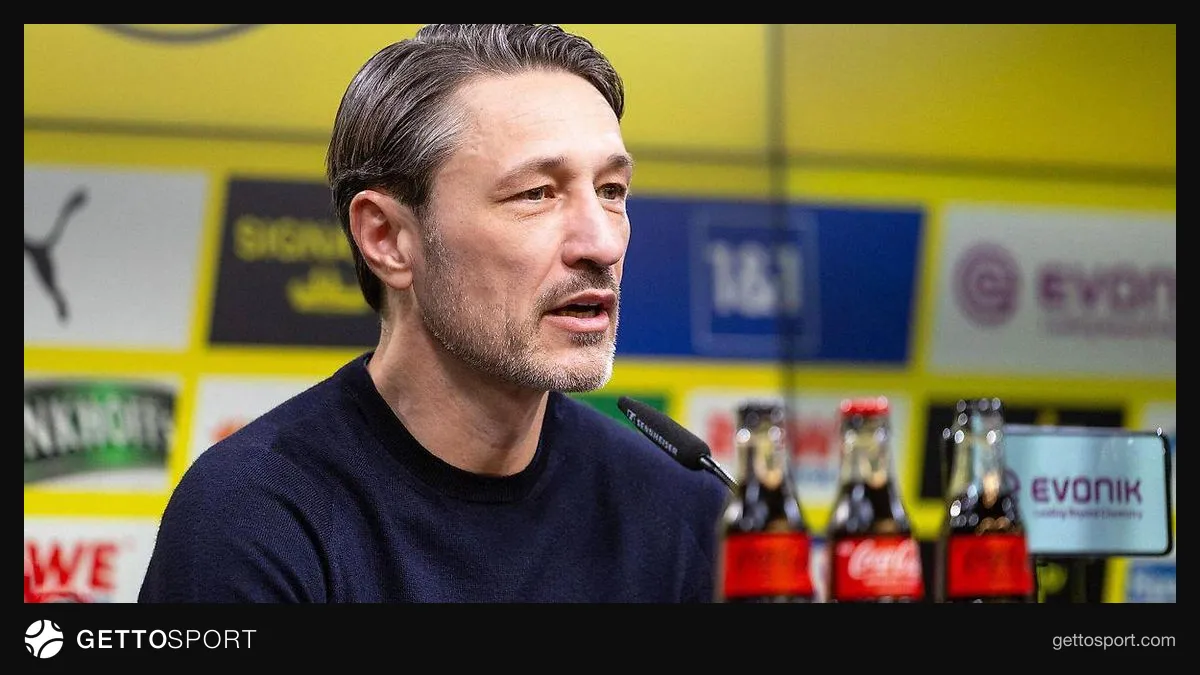 Niko Kovaç mətbuat konfransında danışarkən