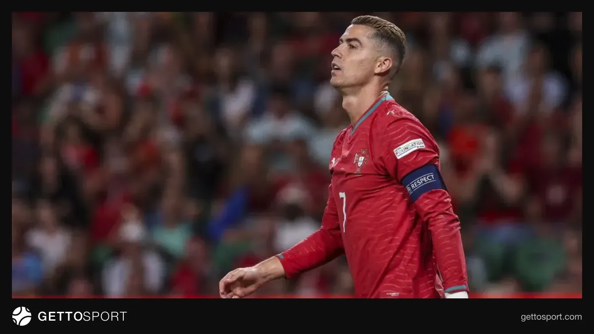 Kriştiano Ronaldo milli forma ilə mətbuat konfransında