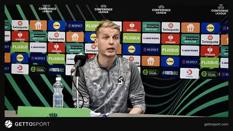 Miika Nuutinen ve kaptan Petteri Pennanen basın toplantısında